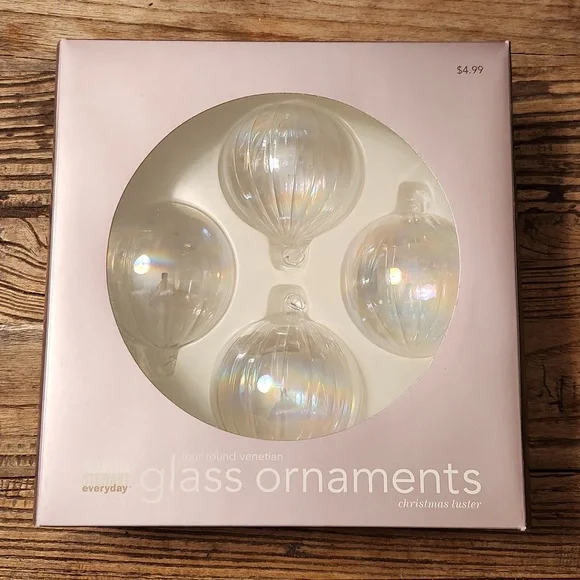 (2) sets of four Martha Stewart Everyday round venetian glass ornaments - Picture 2 of 5